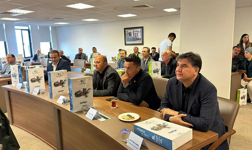 Fethiye'de Muhtarlara Sosyal Hizmetler Bilgilendirmesi