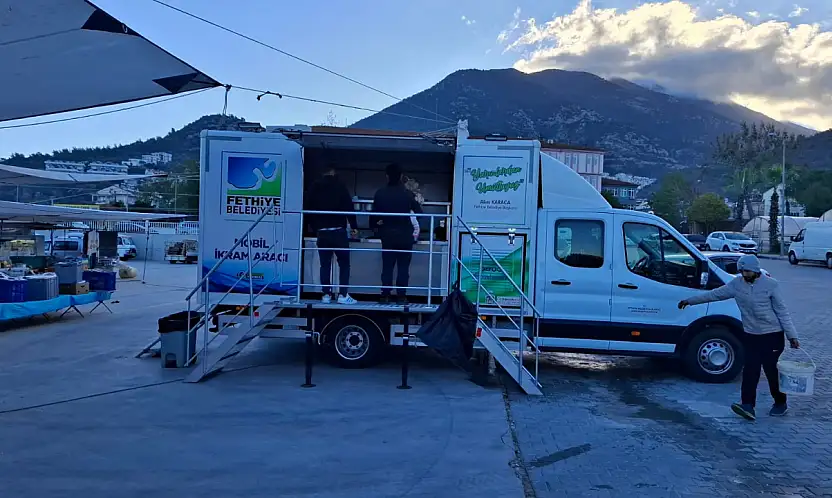 Fethiye'de Perşembe Pazarı'nda çorba ikramı