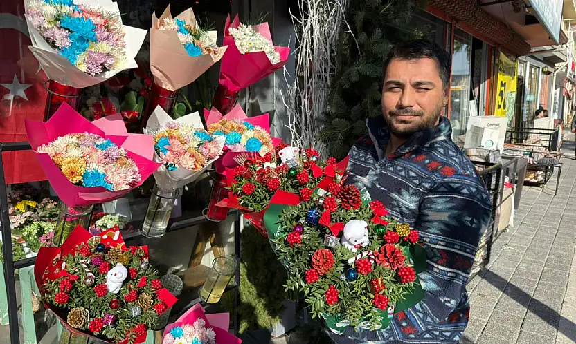 Fethiye'de yılbaşı geleneği: 'Kokina Çiçeği' şans ve dekorasyonun simgesi