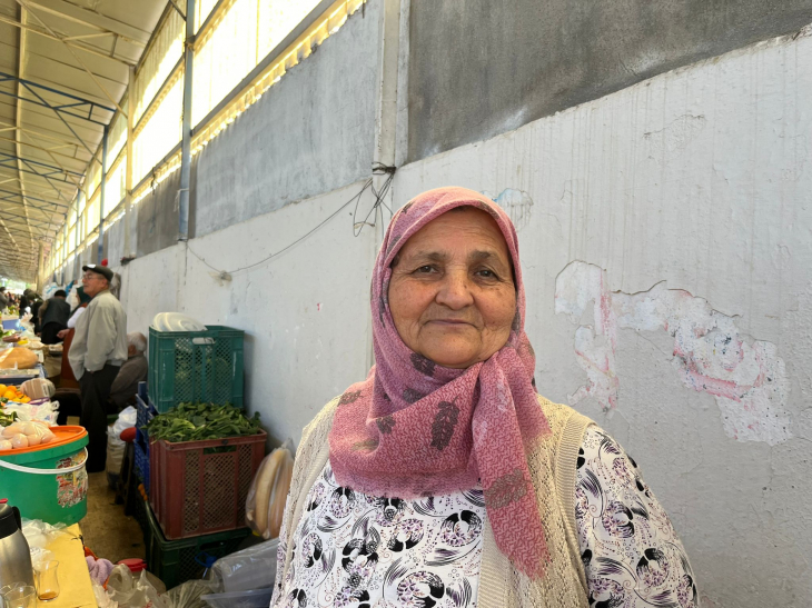 Bayram için ev yapımı baklavalar satışta