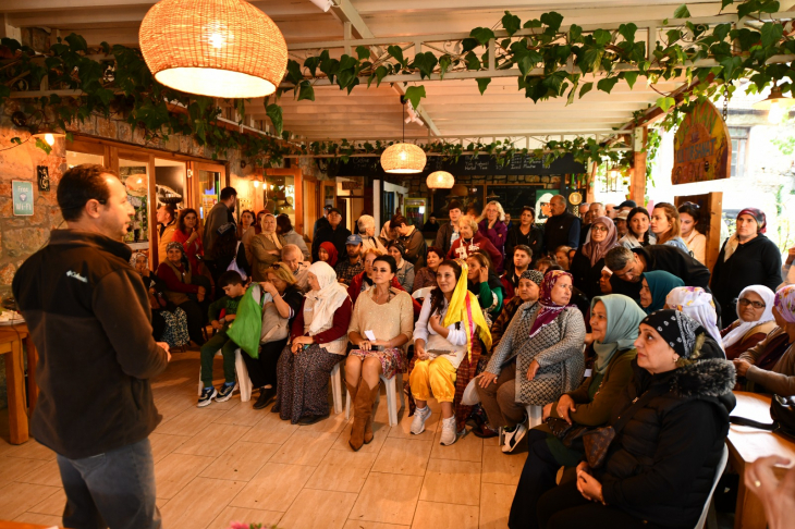 13. Yeşilüzümlü Dastar ve Kuzugöbeği Mantar Festivali İkinci Gününde Yoğun İlgi Görüyor